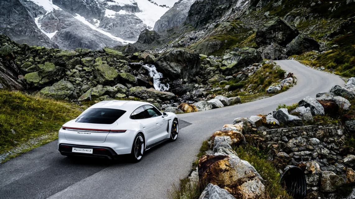 Porsche Berglandschaft