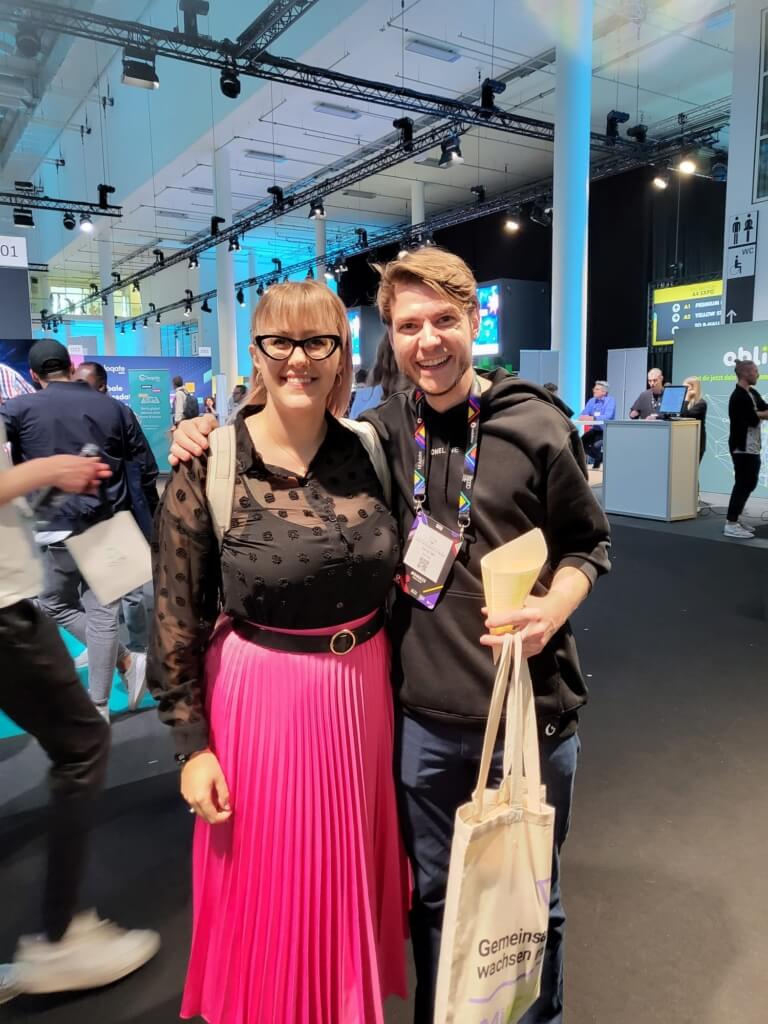 Natascha und Silvan an der OMR