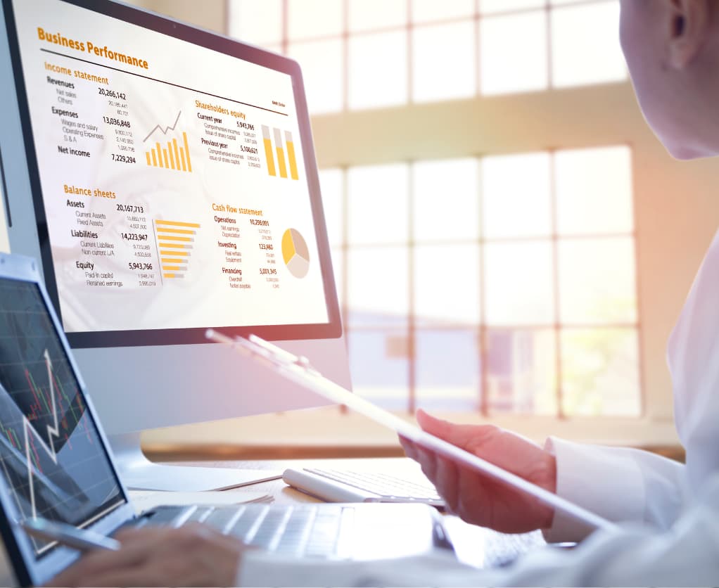 Datenauswertungen auf Laptop