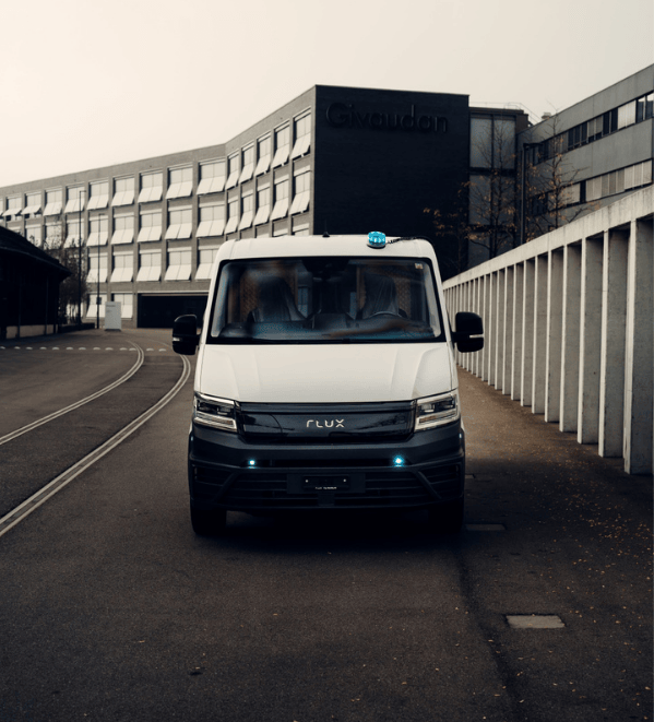 Flux Polizeifahrzeug